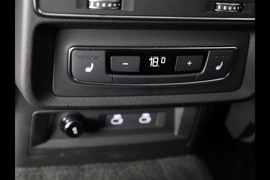 Audi Q7 55 TFSI e quattro Pro Line S 394 pk S-tronic | Verlengde garantie | Navigatie | Panoramadak | Elektr. trekhaak | Laserlicht | Luchtvering | Lederen bekleding | B&O Soundsystem | Vierwielbesturing |
