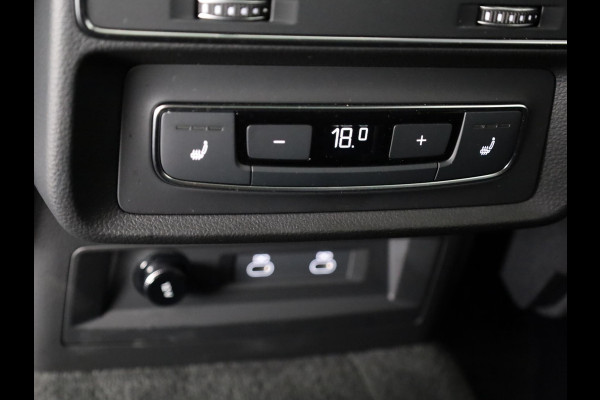 Audi Q7 55 TFSI e quattro Pro Line S 394 pk S-tronic | Verlengde garantie | Navigatie | Panoramadak | Elektr. trekhaak | Laserlicht | Luchtvering | Lederen bekleding | B&O Soundsystem | Vierwielbesturing |