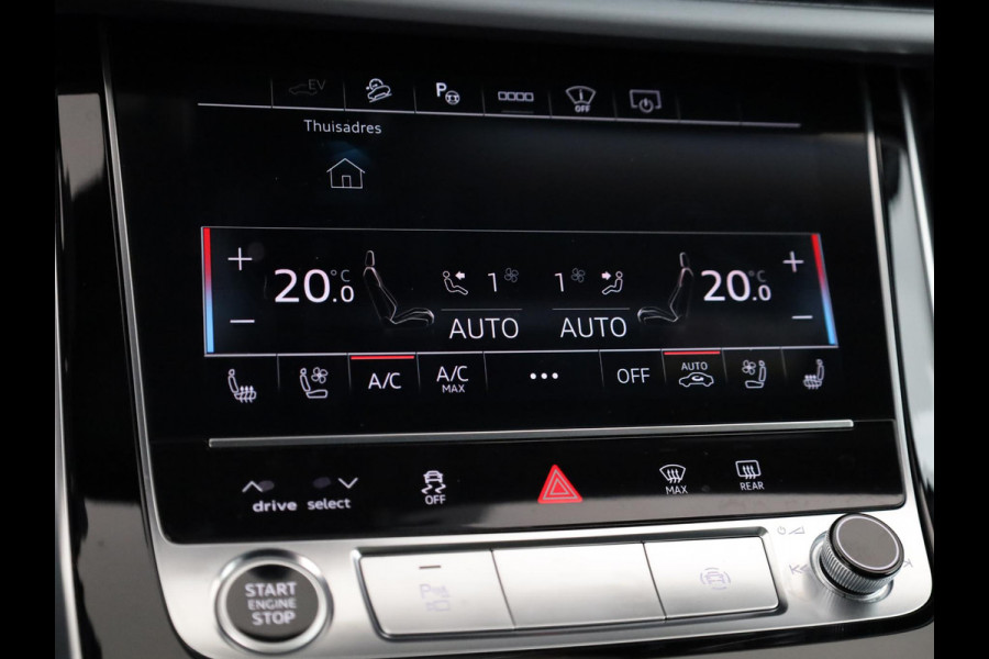 Audi Q7 55 TFSI e quattro Pro Line S 394 pk S-tronic | Verlengde garantie | Navigatie | Panoramadak | Elektr. trekhaak | Laserlicht | Luchtvering | Lederen bekleding | B&O Soundsystem | Vierwielbesturing |