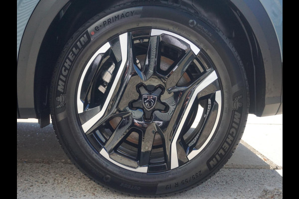 Peugeot 3008 1.6 plug-in Hybrid 225 Allure