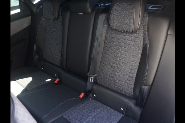 Peugeot 3008 1.6 plug-in Hybrid 225 Allure