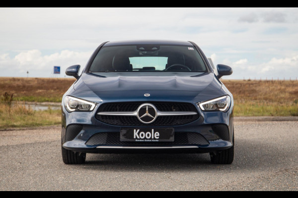 Mercedes-Benz CLA-Klasse Shooting Brake 250 e Business Solution CARPLAY / TREKHAAK / AMBIENT LIGHTING / CAMERA