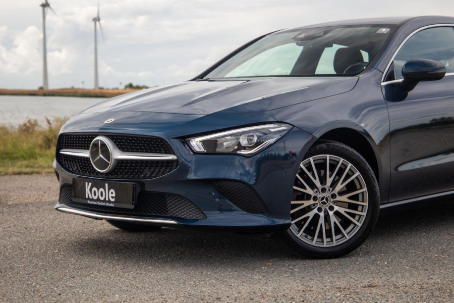 Mercedes-Benz CLA-Klasse Shooting Brake 250 e Business Solution CARPLAY / TREKHAAK / AMBIENT LIGHTING / CAMERA