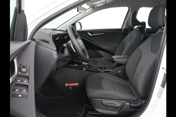 Kia Niro EV Light Edition 64.8 kWh | SOH 98,0% | Adaptive cruise | Lane assist | Carplay | Climate control | Virtueel dashboard | Camera | Park assist | Trekhaak