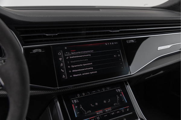 Audi RSQ8 4.0 TFSI 600pk Quattro Pano Keramisch Trekhaak HuD Dynamic Plus Carbon