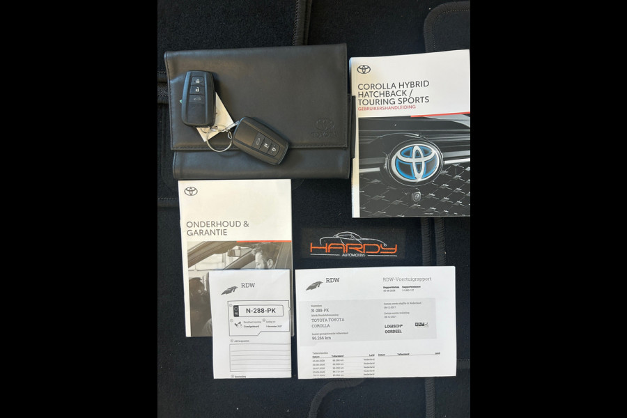 Toyota Corolla Touring Sports 1.8 Hybrid Executive 1e EIG BTW Auto Rijklaarprijs!