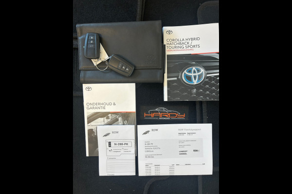 Toyota Corolla Touring Sports 1.8 Hybrid Executive 1e EIG BTW Auto Rijklaarprijs!