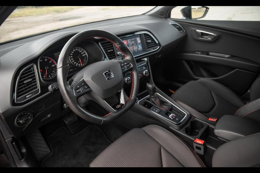 Seat Leon 1.4 EcoTSI FR Business Intense CARPLAY / CRUISE CONTROLE / PERFECT ONDERHOUDEN / AUTOMAAT