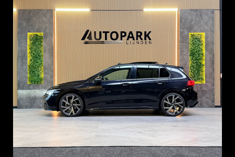 Volkswagen Golf 1.5 eTSI R-Line 3X R-Line |BTW|PANO|IQ LIGHTS|VIRTUAL|SFEERVERLICHTING|CARPLAY|CAMERA|DEALER ONDERHOUDEN|VOL!