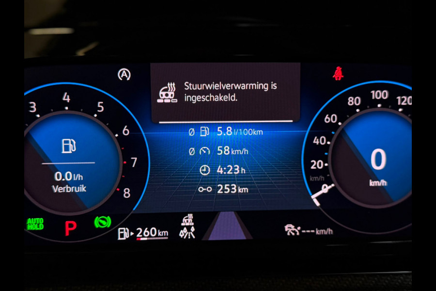 Volkswagen Golf 1.5 eTSI R-Line 3X R-Line |BTW|PANO|IQ LIGHTS|VIRTUAL|SFEERVERLICHTING|CARPLAY|CAMERA|DEALER ONDERHOUDEN|VOL!