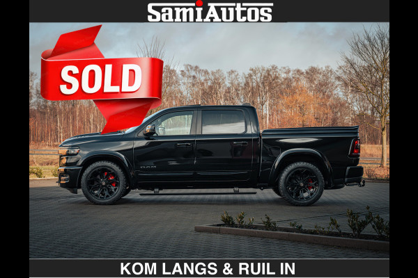Dodge Ram 1500 Night Premium | Full Option | De Meest Luxe Pick-Up in zijn Klasse | Comfortabele Dubbele Cabine met Royale 5 Zitplaatsen | BPM vrij | Nu Leverbaar uit Voorraad | Voorraad Nr 2200 - 0886 | De specialist in Amerikaanse pick‑ups in Nederland en Europa.