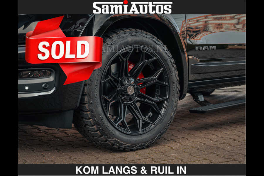 Dodge Ram 1500 Night Premium | Full Option | De Meest Luxe Pick-Up in zijn Klasse | Comfortabele Dubbele Cabine met Royale 5 Zitplaatsen | BPM vrij | Nu Leverbaar uit Voorraad | Voorraad Nr 2200 - 0886 | De specialist in Amerikaanse pick‑ups in Nederland en Europa.