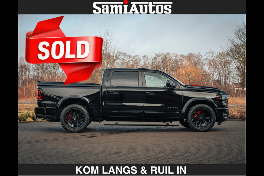 Dodge Ram 1500 Night Premium | Full Option | De Meest Luxe Pick-Up in zijn Klasse | Comfortabele Dubbele Cabine met Royale 5 Zitplaatsen | BPM vrij | Nu Leverbaar uit Voorraad | Voorraad Nr 2200 - 0886 | De specialist in Amerikaanse pick‑ups in Nederland en Europa.