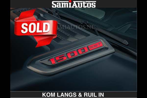 Dodge Ram 1500 Night Premium | Full Option | De Meest Luxe Pick-Up in zijn Klasse | Comfortabele Dubbele Cabine met Royale 5 Zitplaatsen | BPM vrij | Nu Leverbaar uit Voorraad | Voorraad Nr 2200 - 0886 | De specialist in Amerikaanse pick‑ups in Nederland en Europa.