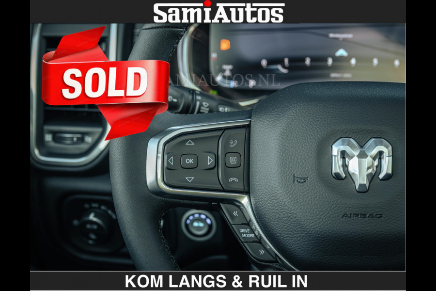 Dodge Ram 1500 Night Premium | Full Option | De Meest Luxe Pick-Up in zijn Klasse | Comfortabele Dubbele Cabine met Royale 5 Zitplaatsen | BPM vrij | Nu Leverbaar uit Voorraad | Voorraad Nr 2200 - 0886 | De specialist in Amerikaanse pick‑ups in Nederland en Europa.