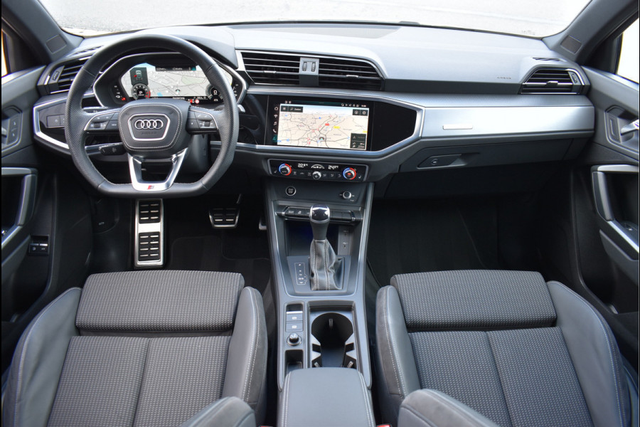 Audi Q3 45 TFSI e S-Line 245 Pk SOH 88% Leder/Stof Navi Camera Sfeerverlichting Keyless 20 Inch