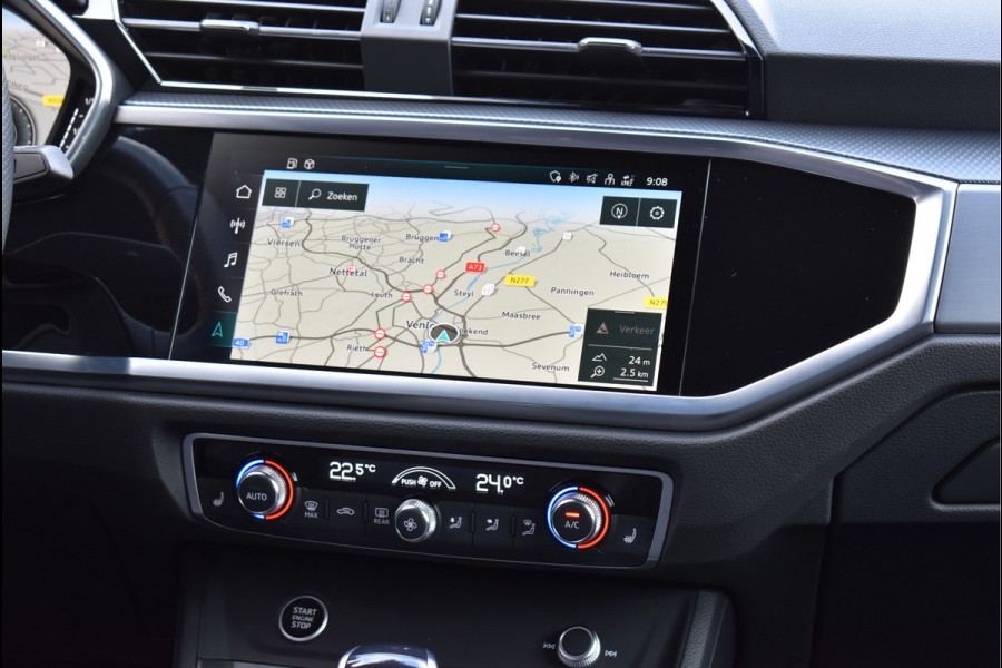 Audi Q3 45 TFSI e S-Line 245 Pk SOH 88% Leder/Stof Navi Camera Sfeerverlichting Keyless 20 Inch