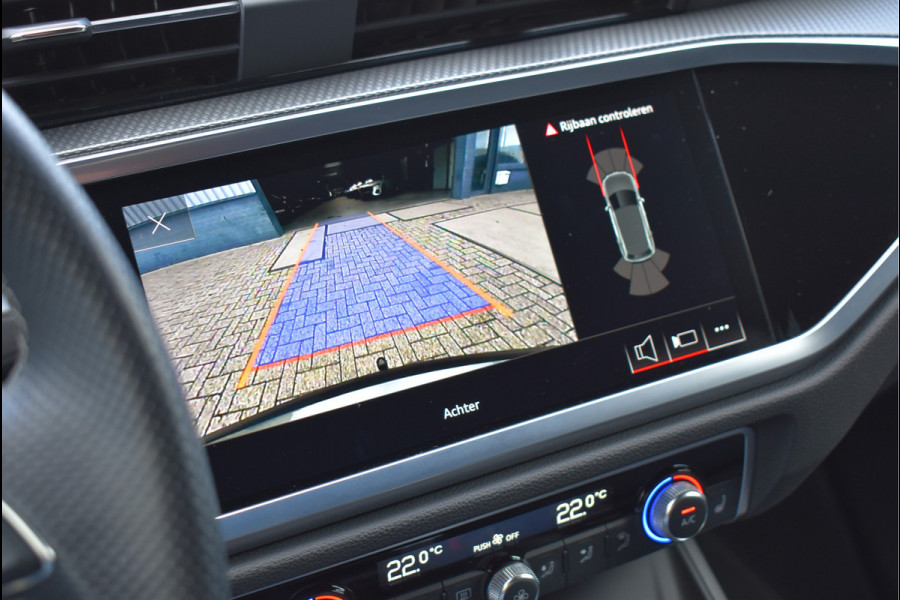 Audi Q3 45 TFSI e S-Line 245 Pk SOH 88% Leder/Stof Navi Camera Sfeerverlichting Keyless 20 Inch