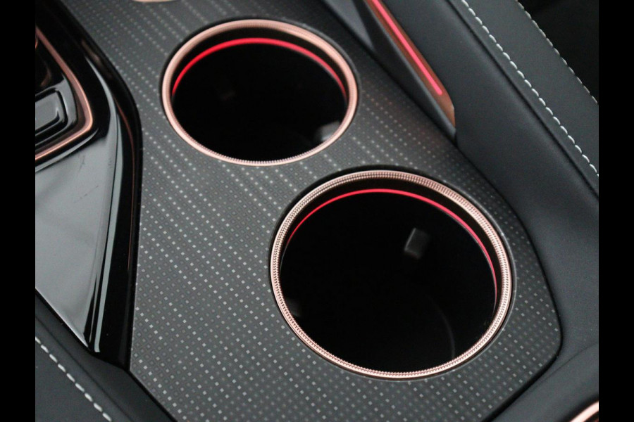 ZEEKR 001 AWD Performance 100 kWh | SOH 98,1% | Panoramadak | Leder/alcantara | Memory | Stoelverwarming | Adapive cruise | Dodehoek | Head-up | Sfeerverlichting | Carplay | 360 camera | Park assist