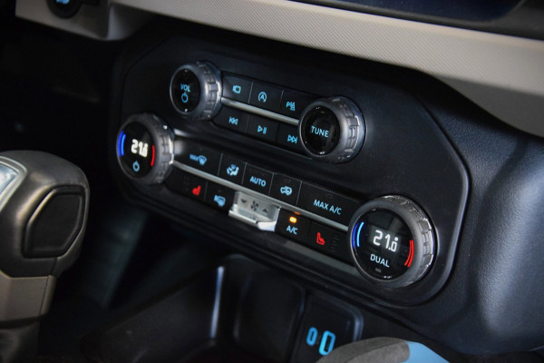 Ford Bronco 2.7 V6 5-persoons Wildtrak Sasquatch Package Automaat Cabrio