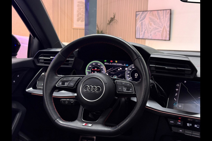 Audi A3 Sportback 45 TFSI e S edition Competition |Pano| 245 PK |B&O| S Stoelen | 18” | Rood Remklauwen | Camera