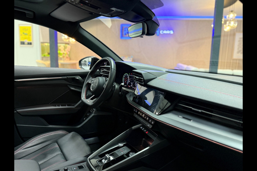 Audi A3 Sportback 45 TFSI e S edition Competition |Pano| 245 PK |B&O| S Stoelen | 18” | Rood Remklauwen | Camera
