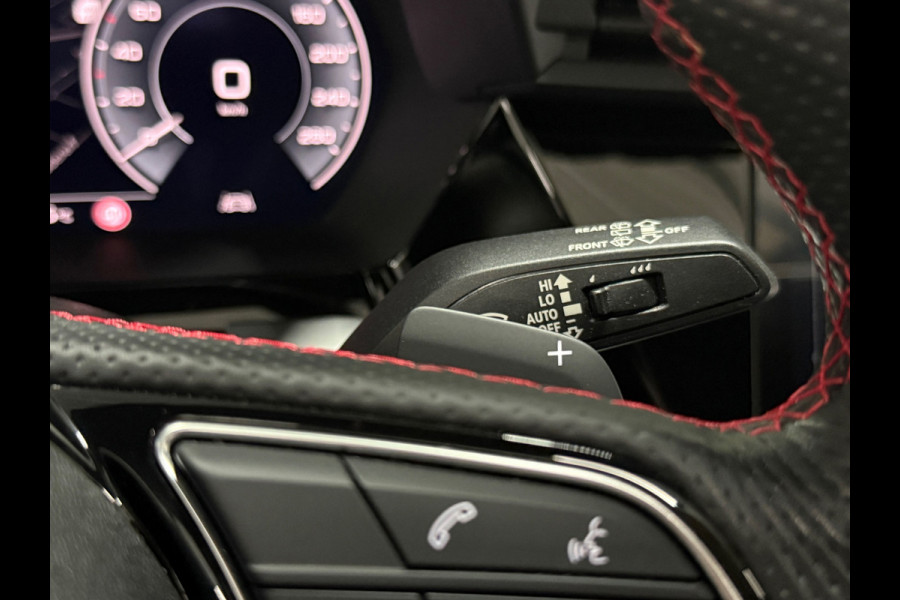 Audi A3 Sportback 45 TFSI e S edition Competition |Pano| 245 PK |B&O| S Stoelen | 18” | Rood Remklauwen | Camera