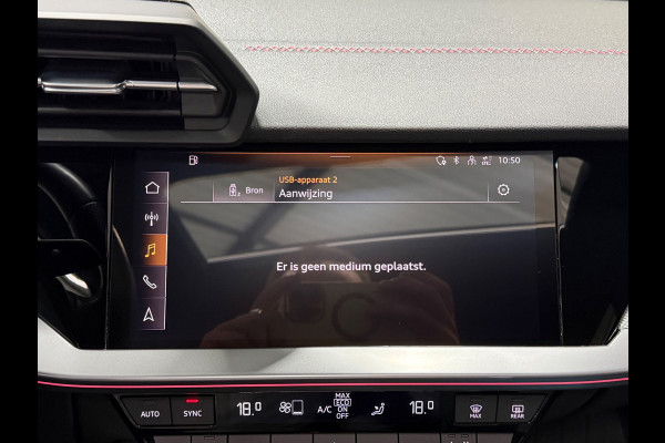 Audi A3 Sportback 45 TFSI e S edition Competition |Pano| 245 PK |B&O| S Stoelen | 18” | Rood Remklauwen | Camera