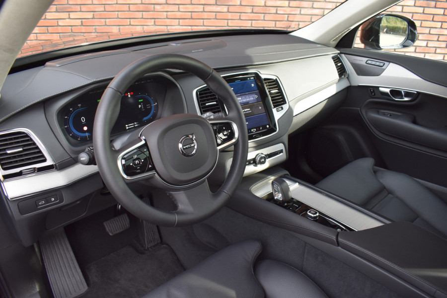 Volvo XC90 T8 455PK Recharge AWD Ultra Bright | Head-Up | Full-LED | Panoramadak | Nubuck hemel | Harman/Kardon | Kinderzitje | Keyless | Adapt. Cruise | BLIS |