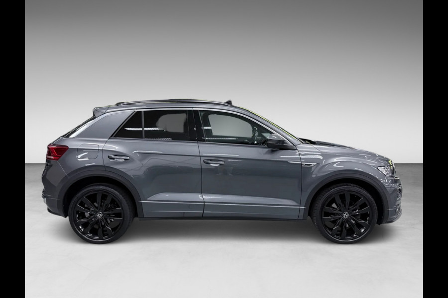 Volkswagen T-Roc 1.5 TSI Sport 2X R-LINE PANO/V-COCKPIT/LED/CAM/ADAPT-CRUISE/DAB/CARPLAY///