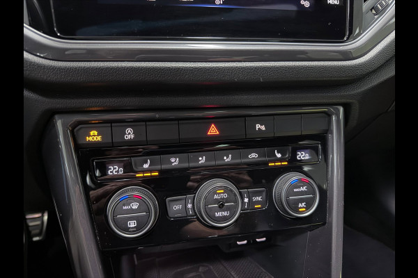Volkswagen T-Roc 1.5 TSI Sport 2X R-LINE PANO/V-COCKPIT/LED/CAM/ADAPT-CRUISE/DAB/CARPLAY///