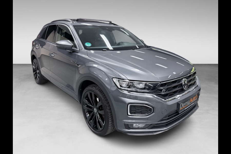 Volkswagen T-Roc 1.5 TSI Sport 2X R-LINE PANO/V-COCKPIT/LED/CAM/ADAPT-CRUISE/DAB/CARPLAY///