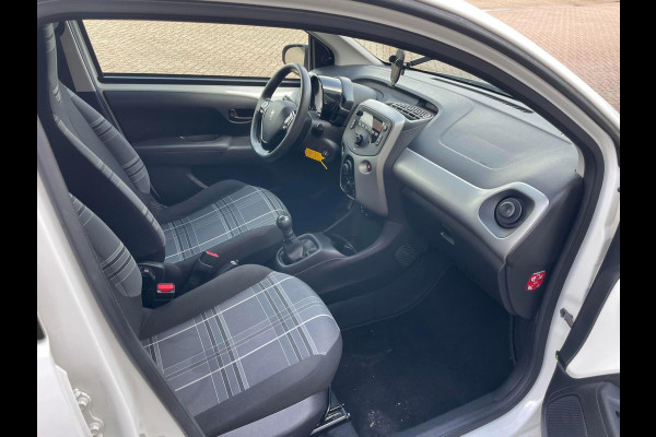 Peugeot 108 1.0 e-VTi Active | Airco | NL-Auto
