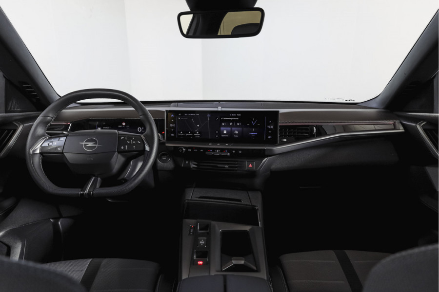 Opel Grandland 1.2 Turbo Hybrid GS | Dig. Cockpit | Adapt. Cruise | Stoel-+Stuurverw. | PDC | Camera | NAV + App. Connect | LM 19" | 3150