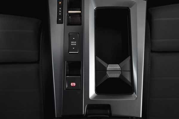 Opel Grandland 1.2 Turbo Hybrid GS | Dig. Cockpit | Adapt. Cruise | Stoel-+Stuurverw. | PDC | Camera | NAV + App. Connect | LM 19" | 9259
