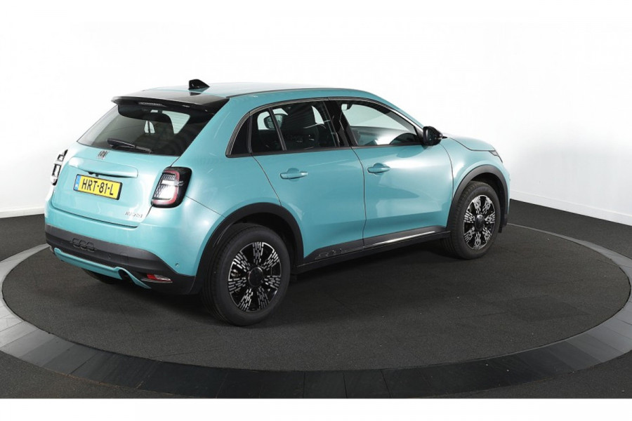 Fiat 600 1.2 Hybrid Urban FULL OPTIONS!!