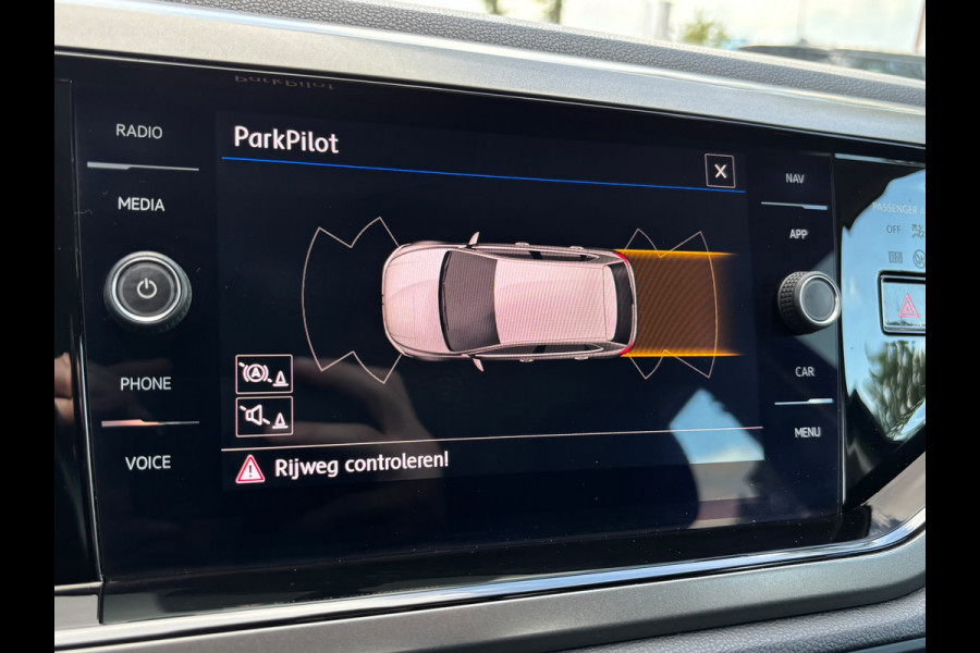 Volkswagen Polo 1.0 Highline | Apple Carplay | Stoelverwarming | Parkeersensoren | Navi