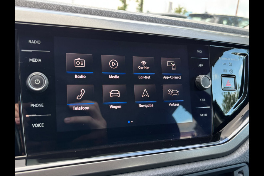 Volkswagen Polo 1.0 Highline | Apple Carplay | Stoelverwarming | Parkeersensoren | Navi