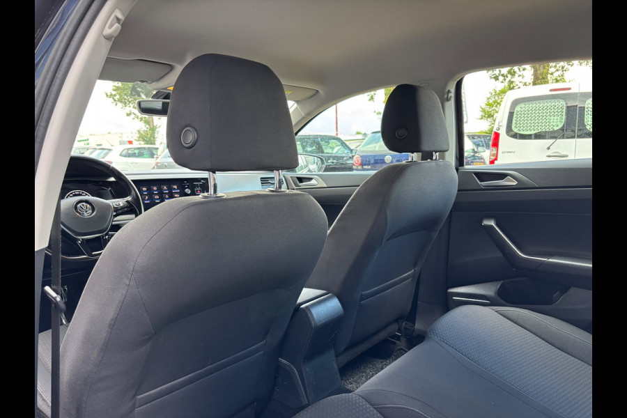 Volkswagen Polo 1.0 Highline | Apple Carplay | Stoelverwarming | Parkeersensoren | Navi