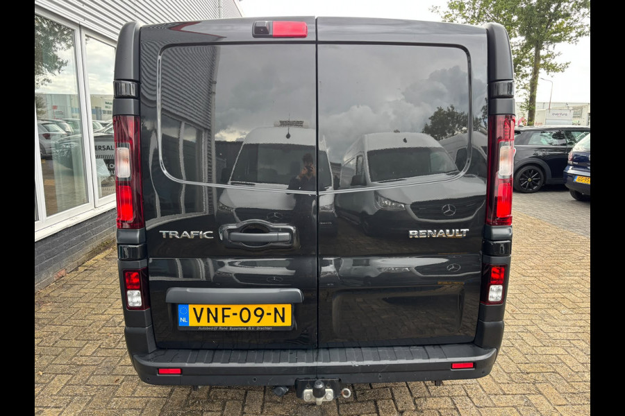 Renault Trafic 2.0 dCi 145 T29 L2H1 Comfort | Trekhaak | 3 Zitplaatsen | Achterruitrij Camera | Bluetooth