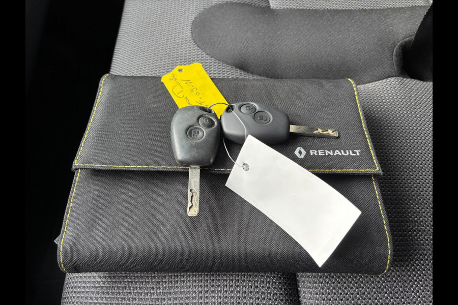 Renault Trafic 2.0 dCi 145 T29 L2H1 Comfort | Trekhaak | 3 Zitplaatsen | Achterruitrij Camera | Bluetooth