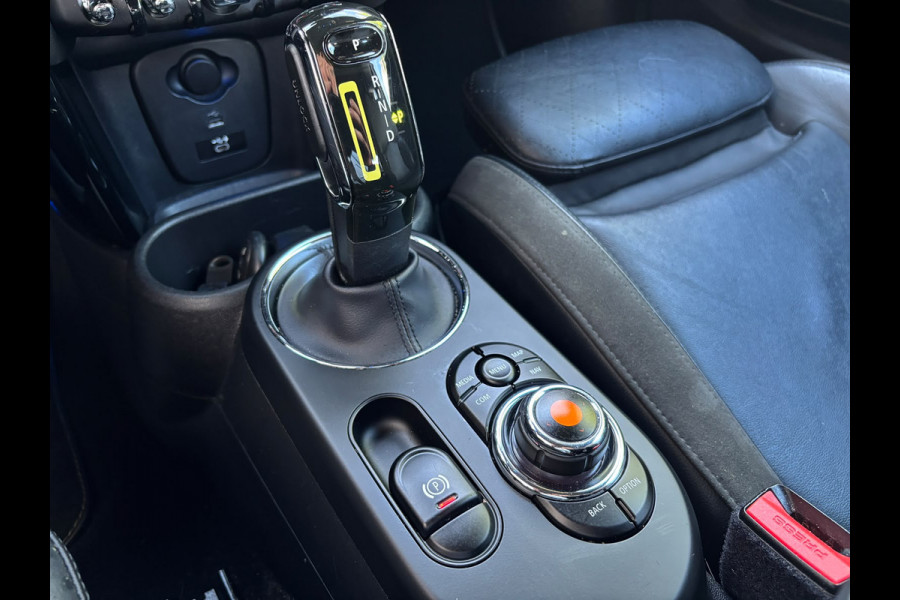 MINI Electric Essential 33 kWh | Harman/Kardon | Apple Carplay | Sfeerverlichting | Head Up Display