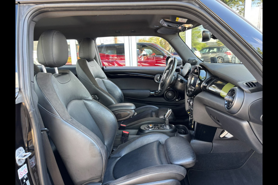 MINI Electric Essential 33 kWh | Harman/Kardon | Apple Carplay | Sfeerverlichting | Head Up Display