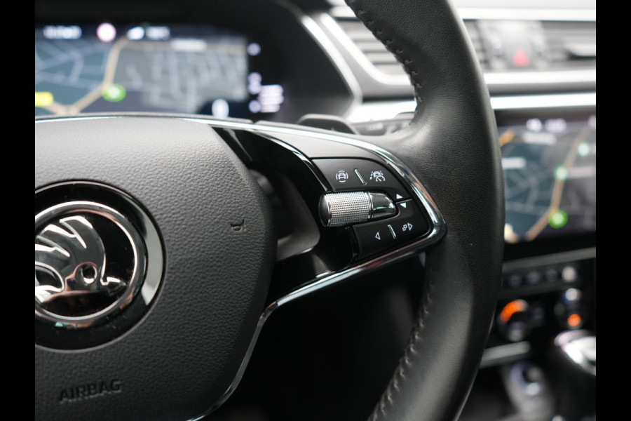 Škoda Superb Combi 1.4 TSI iV Business Edition PHEV 218pk Dealer O.H. | Adaptive Cruise | Camera | Stoelen Verwarmd | Apple Carplay | Navigatie | Crystal LED | DAB | Plug In Hybrid |