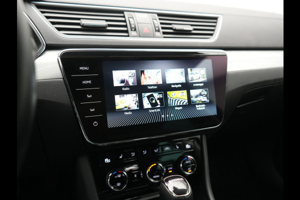 Škoda Superb Combi 1.4 TSI iV Business Edition PHEV 218pk Dealer O.H. | Adaptive Cruise | Camera | Stoelen Verwarmd | Apple Carplay | Navigatie | Crystal LED | DAB | Plug In Hybrid |