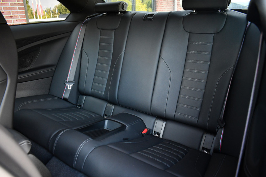 BMW 2 Serie Coupé M2 Carbon-dak NL-auto ACC H/K M-DriversPack E-zetels