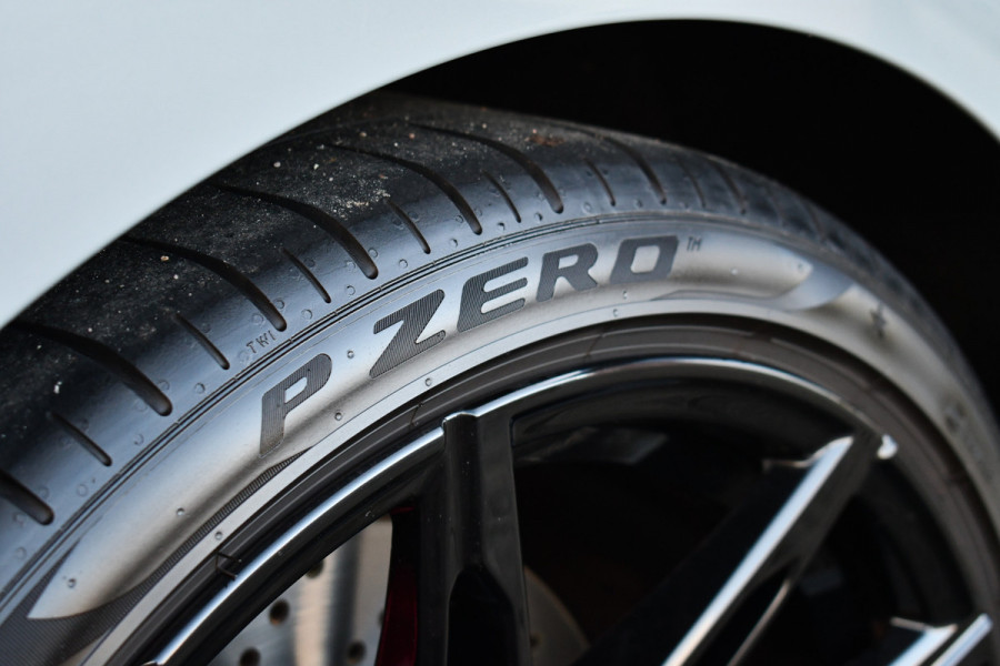 BMW 2 Serie Coupé M2 Carbon-dak NL-auto ACC H/K M-DriversPack E-zetels