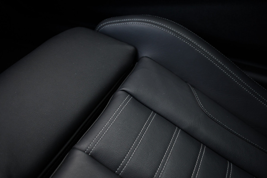 BMW 2 Serie Coupé M2 Carbon-dak NL-auto ACC H/K M-DriversPack E-zetels