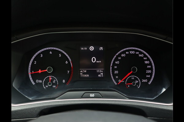 Volkswagen T-Roc 1.5 TSI Style Navi / Clima / Handgesch / Dealer onderhouden / Nieuwe Apk / BTW AUTO / 1e eigenaar / 150PK!