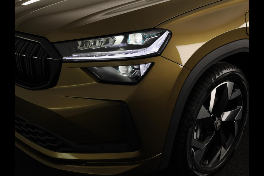 Škoda Kodiaq 1.5 TSI PHEV 204pk Sportline Business | Panoramadak | Trekhaak | Light & View | Adaptief onderstel | Canton Sound |